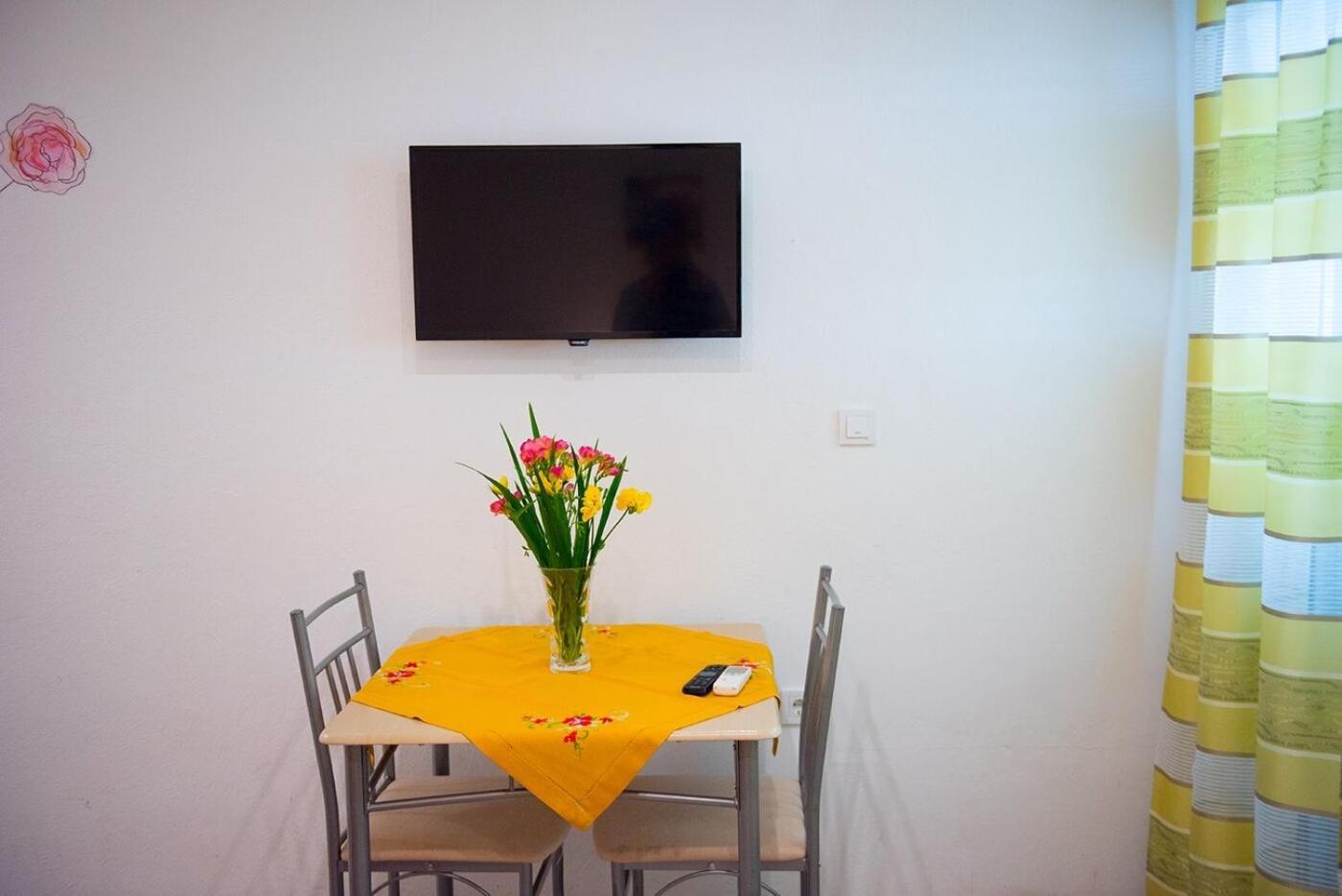 Apartments And Rooms Robi Ποντστράνα Εξωτερικό φωτογραφία